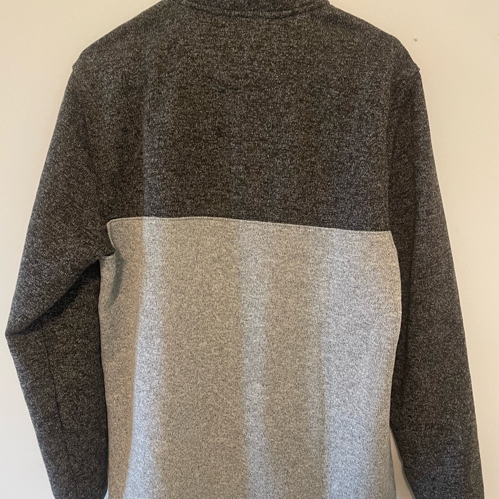 Mens Izod Gray Zip Up Sweater - Picture 4 of 9
